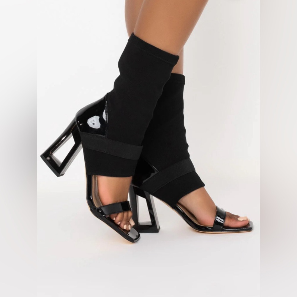 Chic Black Open-Toe Heels